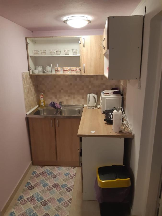 Studio apartman Small Lili Popovaca Esterno foto