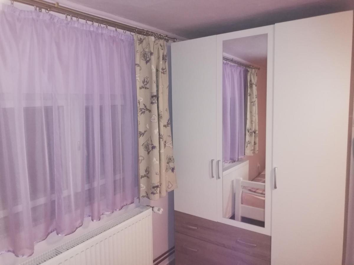 Studio apartman Small Lili Popovaca Esterno foto