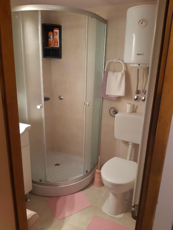Studio apartman Small Lili Popovaca Esterno foto