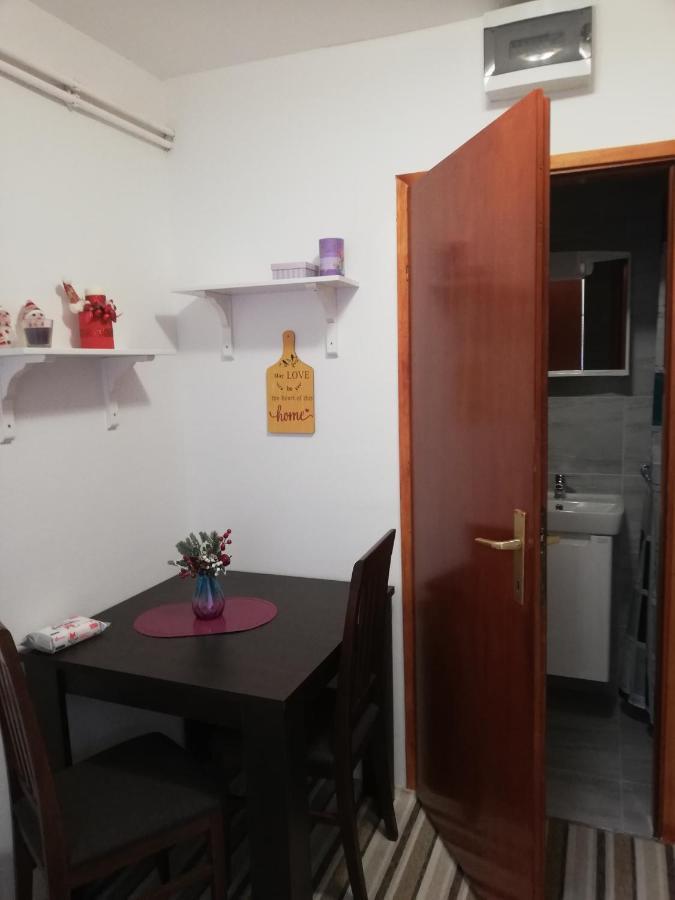 Studio apartman Small Lili Popovaca Esterno foto